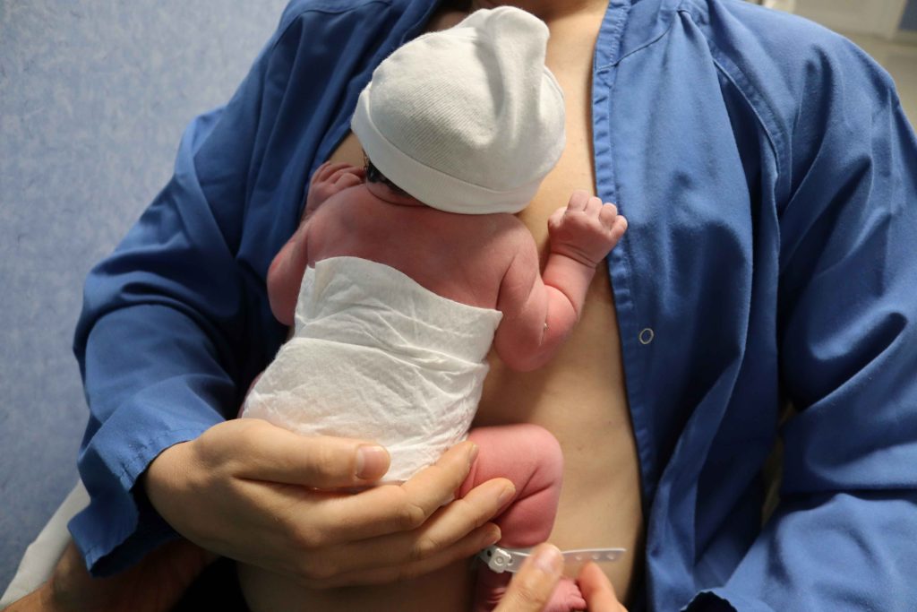 El Hospital Materno Infantil de Málaga amplía los circuitos de seguridad y custodia de los recién nacidos 