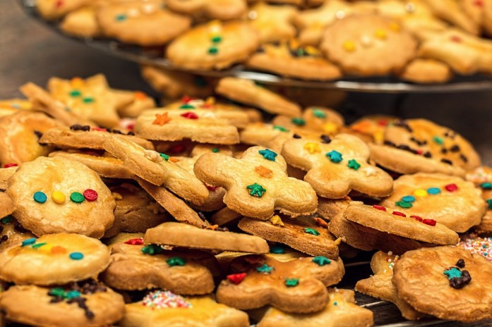 christmas-cookies-1051884_960_720