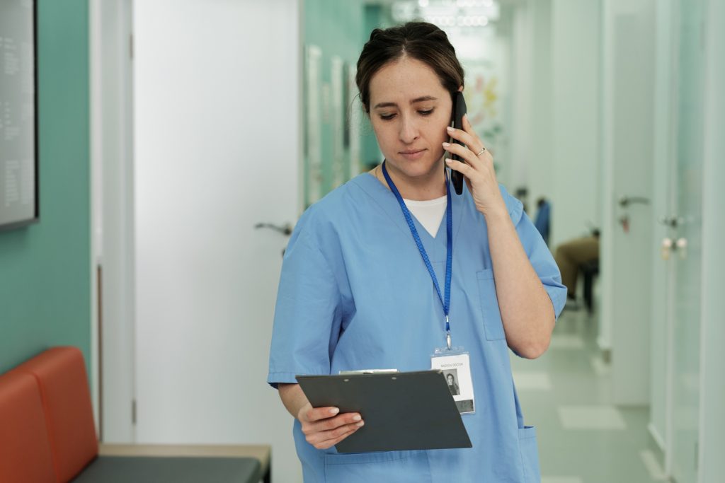El CGE considera insuficiente la oferta de plazas de formación de enfermeros especialistas | iStock
