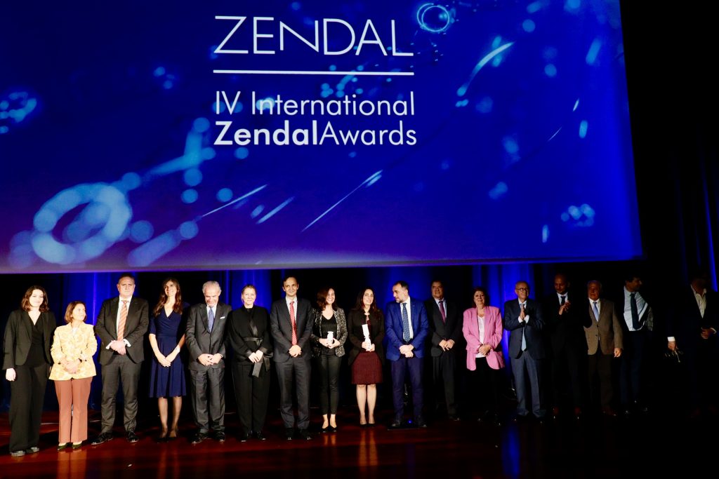 Una investigadora de La Paz, galardonada en los Premios Zendal por su estudio contra el cáncer   